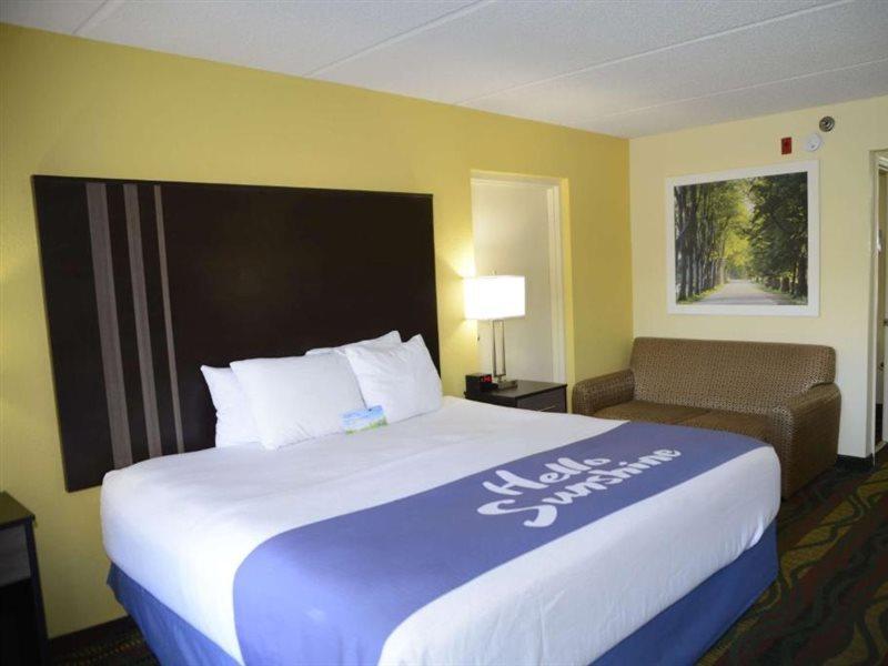 Days Inn By Wyndham Kodak/Sevierville Intrstate Smokeymntns Экстерьер фото