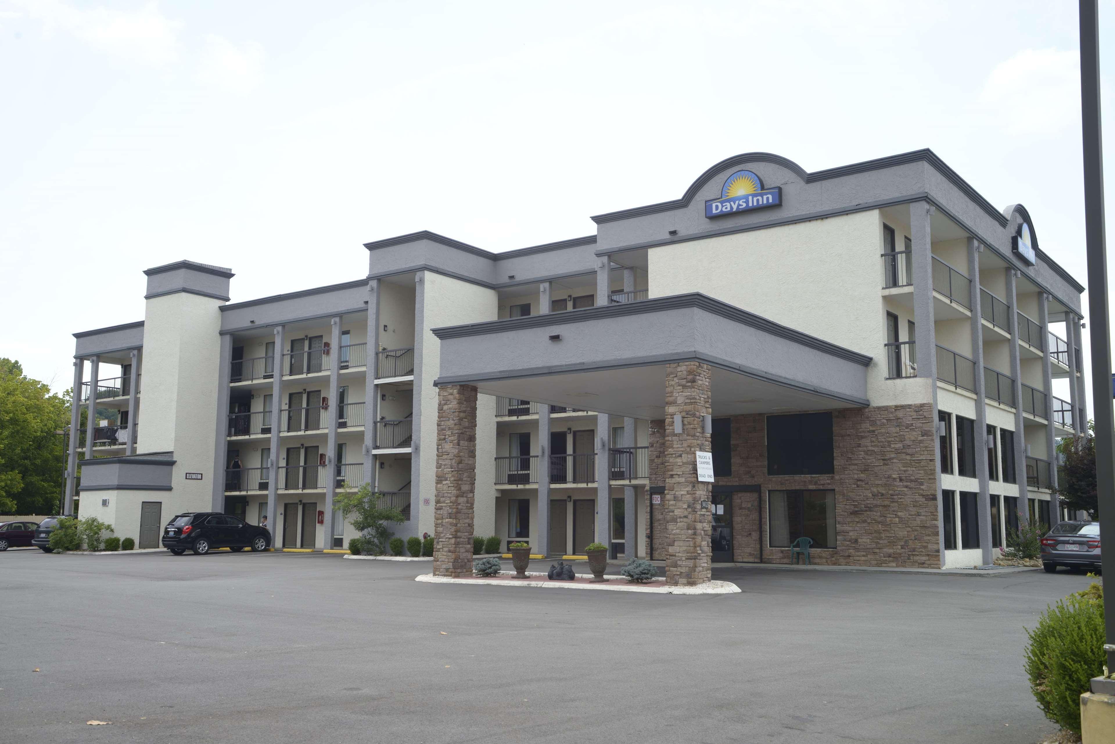 Days Inn By Wyndham Kodak/Sevierville Intrstate Smokeymntns Экстерьер фото