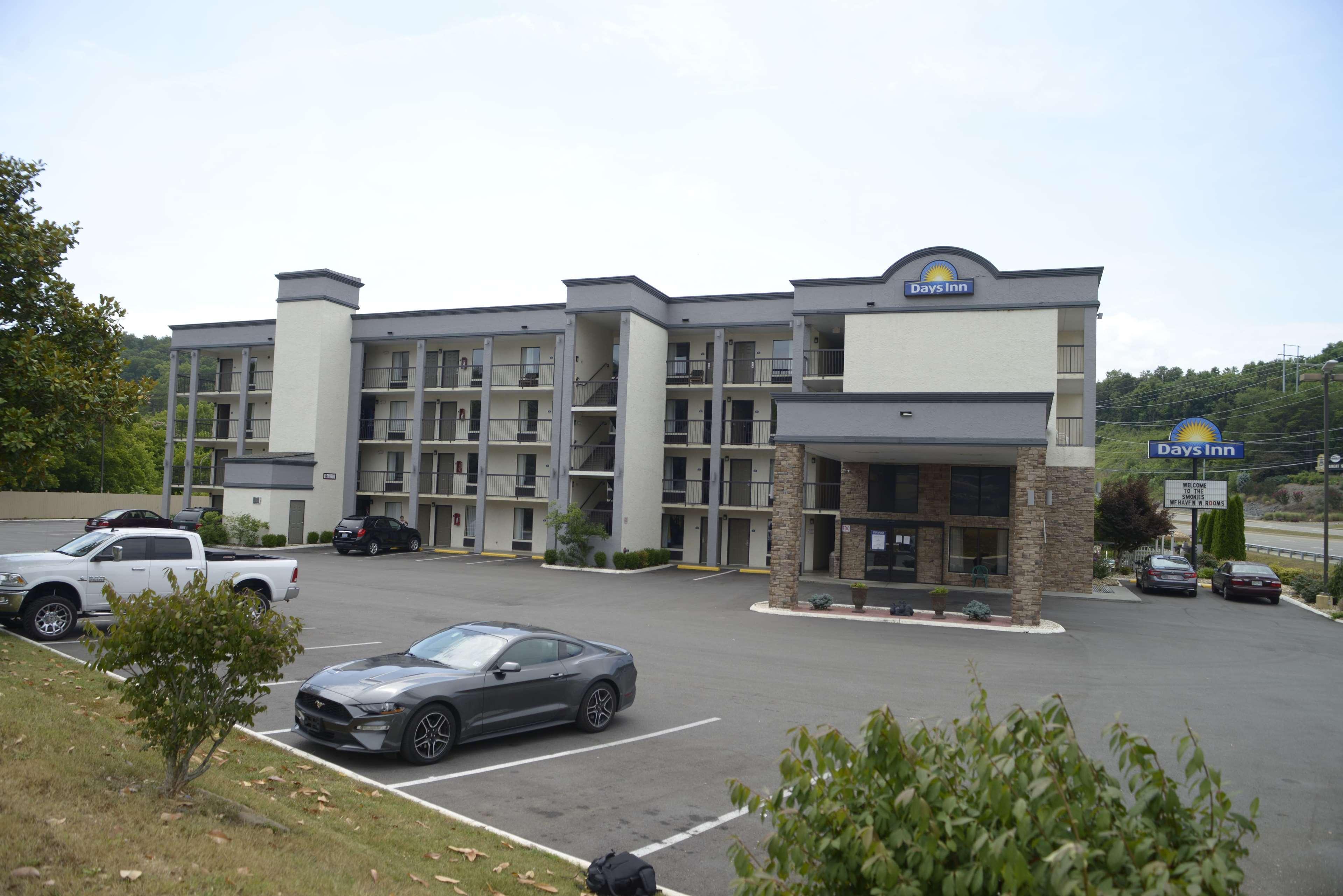 Days Inn By Wyndham Kodak/Sevierville Intrstate Smokeymntns Экстерьер фото