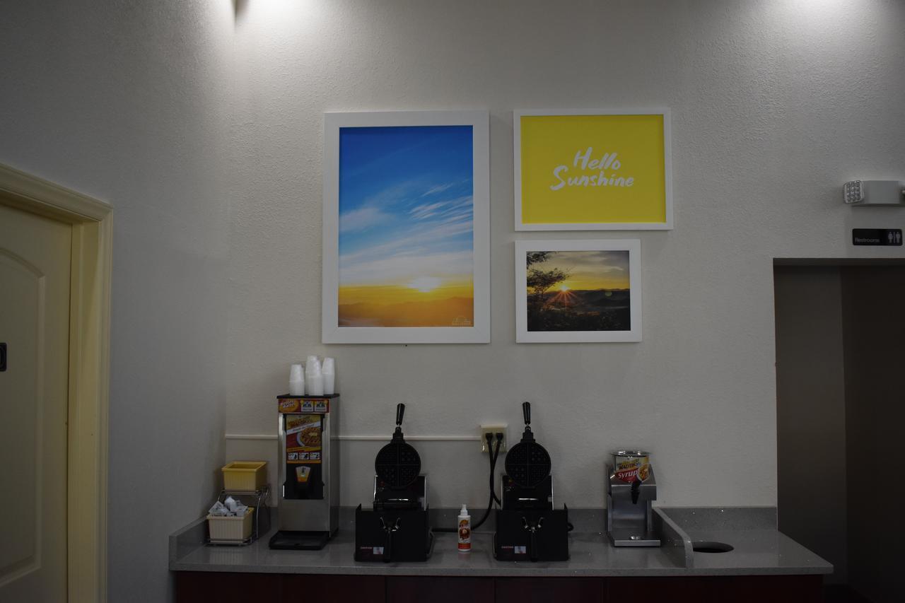 Days Inn By Wyndham Kodak/Sevierville Intrstate Smokeymntns Экстерьер фото